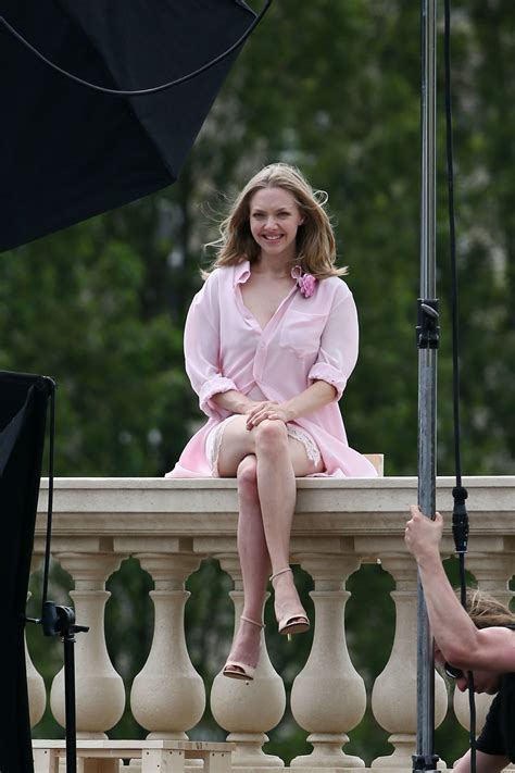 amanda seyfried is hot|amanda seyfried paris photo shoot.